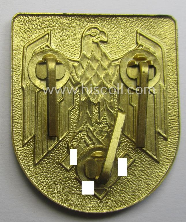 'Virtually mint ie. unissued' pair of WH (Kriegsmarine) tropical- (ie. 'DAK'- or: 'Deutsches Afrikakorps'-) related- and/or aluminium-based, eagle-'pith-helmet'-shields comprising of two non-maker-marked examples