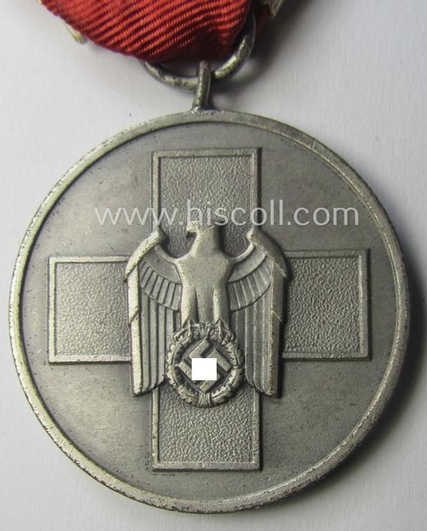 Unusually period-folded, single-pieced and non-detachable, medal-bar (ie. 'Orden- o. Einzelspange') showing a: 'Deutsche Volkspflege'- (ie. civil-service-) medal