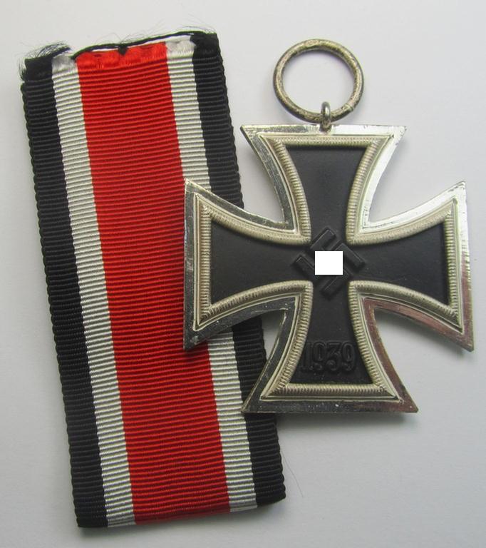 Superb, 'Eisernes Kreuz II. Klasse' being a maker- (ie. '13'-) marked example as was produced by the maker (ie. 'Hersteller'): 'Gustav Brehmer'