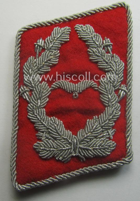 Pair of neatly hand-embroidered, WH (Luftwaffe) officers'-type collar-patches as executed in bright-red-coloured wool as was intended for usage by a: 'Major der Flak-Artillerie-Trpn.'