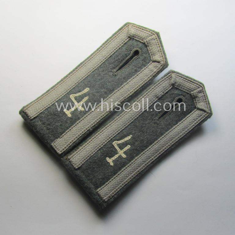 Pair of early-period- (ie. 'Reichswehr'-era- and/or 'pointed-styled'), WH (Heeres) 'cyphered' NCO-type shoulderstraps: 'Unteroffizier des Infanterie-Rgts. 4'