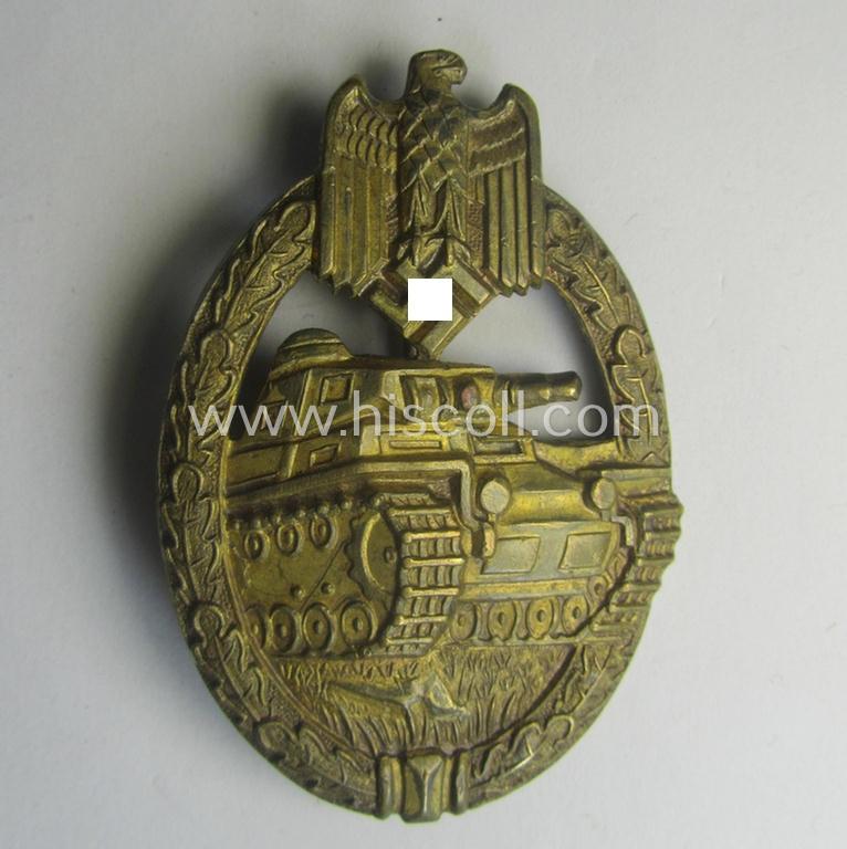 Superb, 'Panzerkampf-Abzeichen in Bronze' being a (typical!) unmarked, 'Buntmetall'-based- and/or 'hollow-back'-specimen as was produced by the: 'Karl Würster'-company